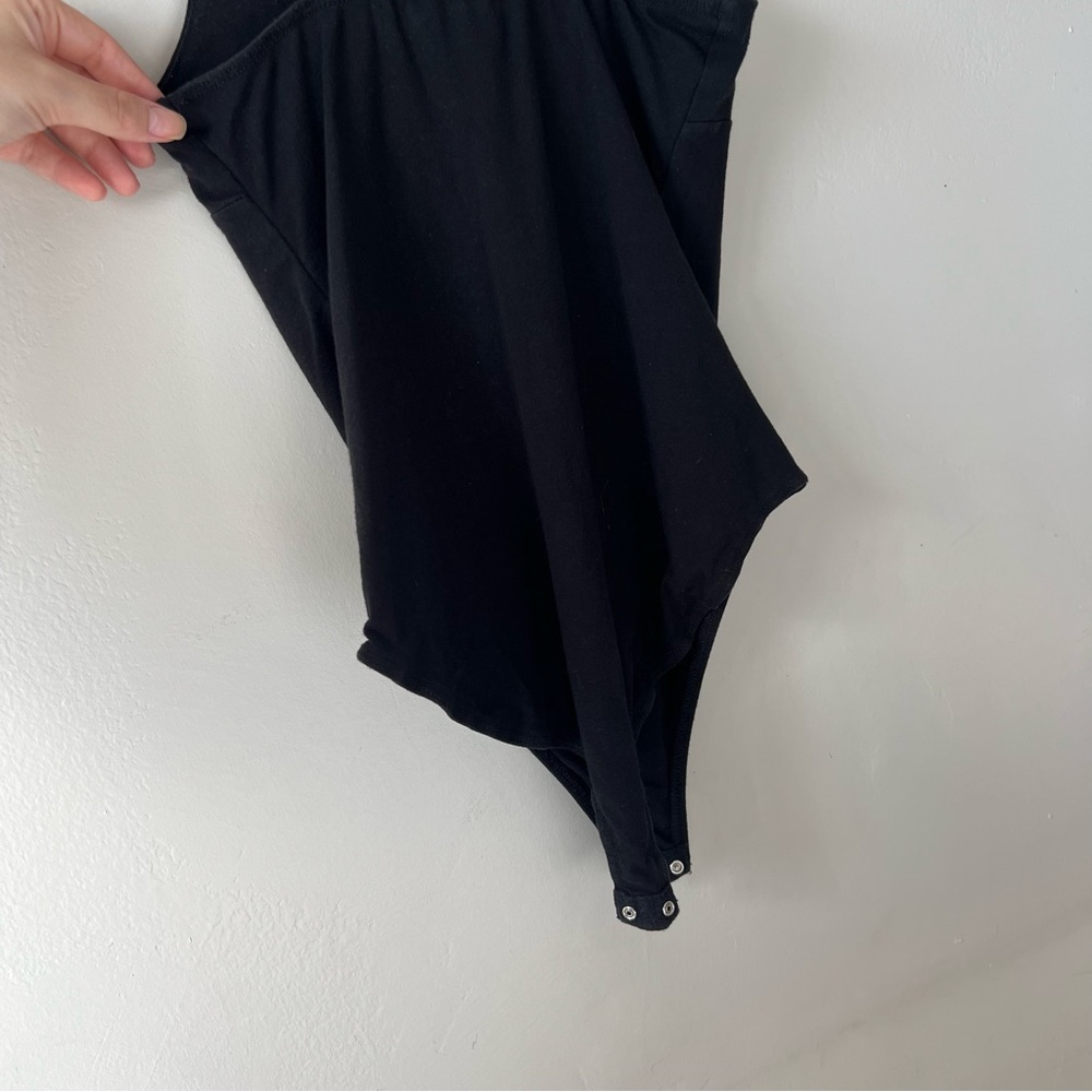 Lulu’s Bodysuit - Picture 6 of 8